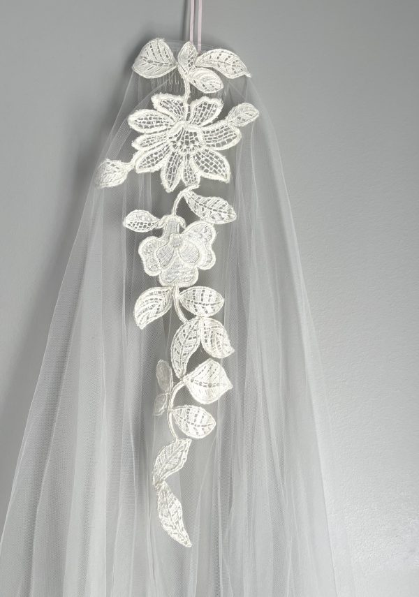 Petalfall Veil - Image 2